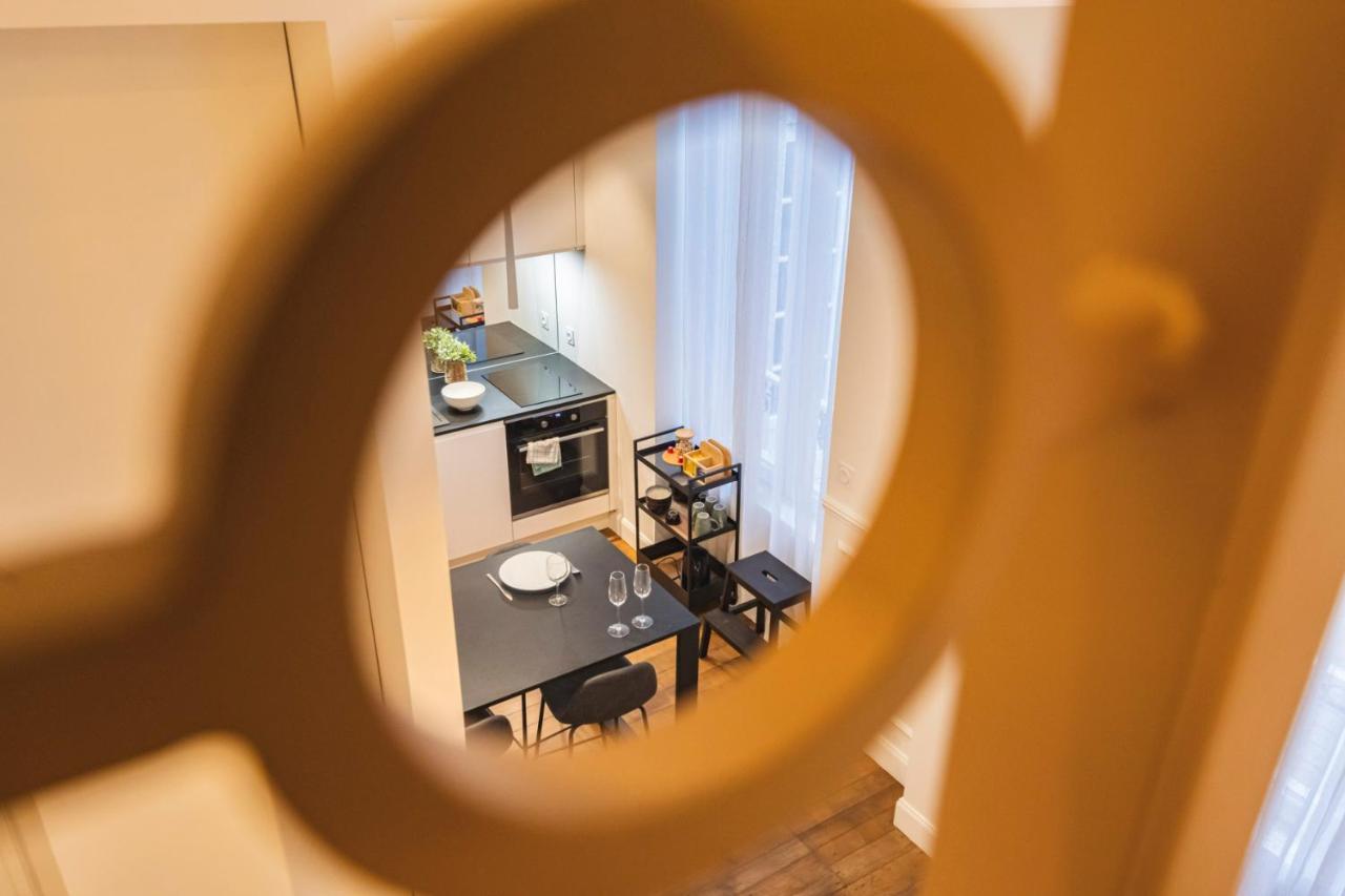 Charmant Studio Hypercentre Reims Appartement Buitenkant foto