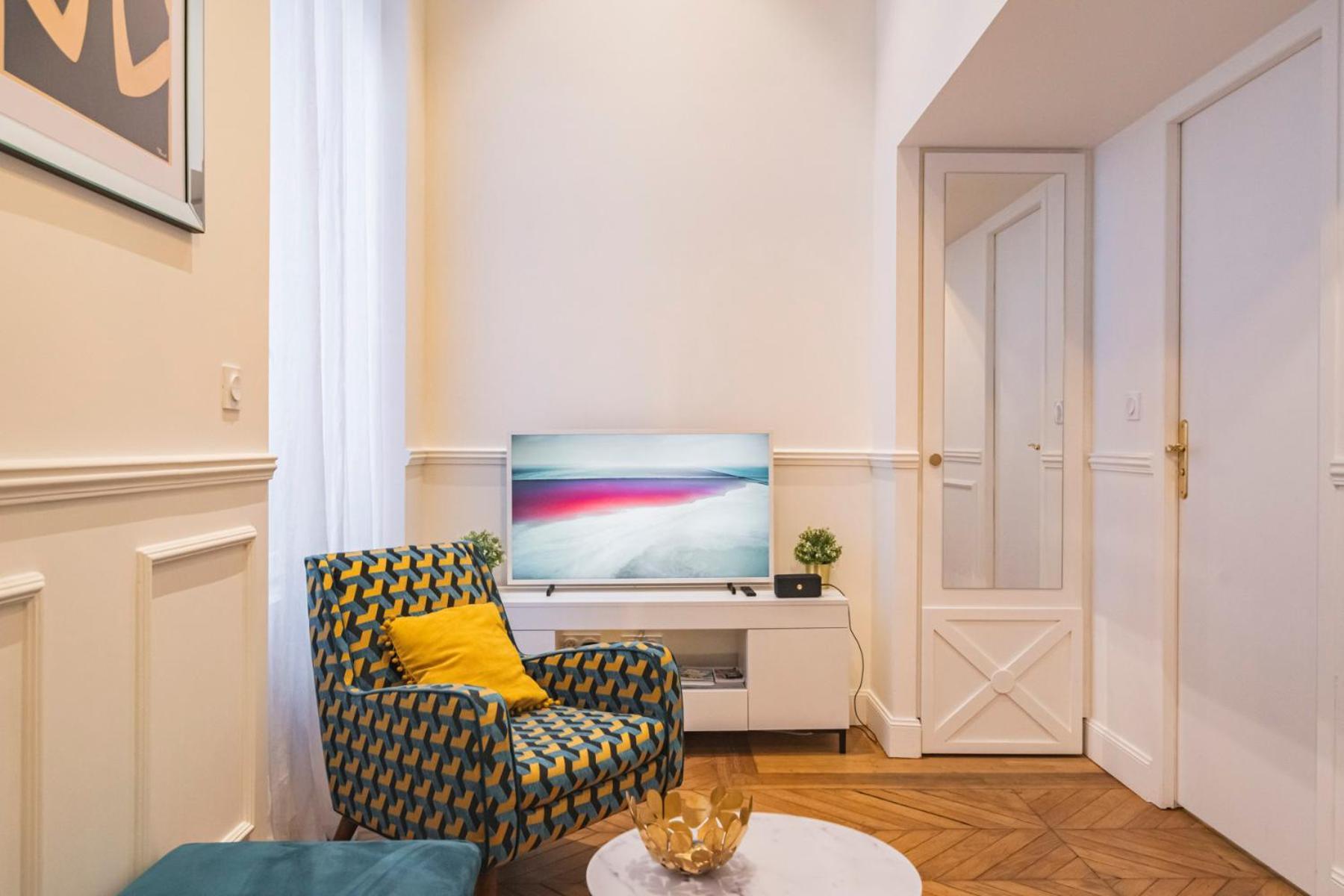 Charmant Studio Hypercentre Reims Appartement Buitenkant foto